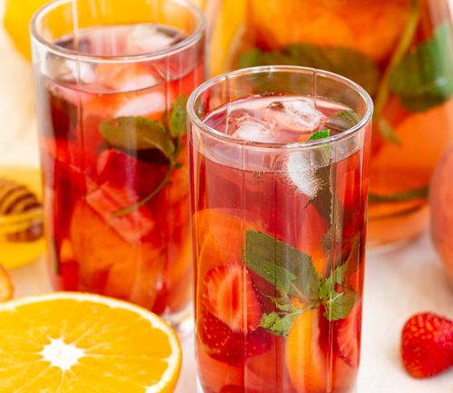 Strawberry and Peach Simple Sweet Tea